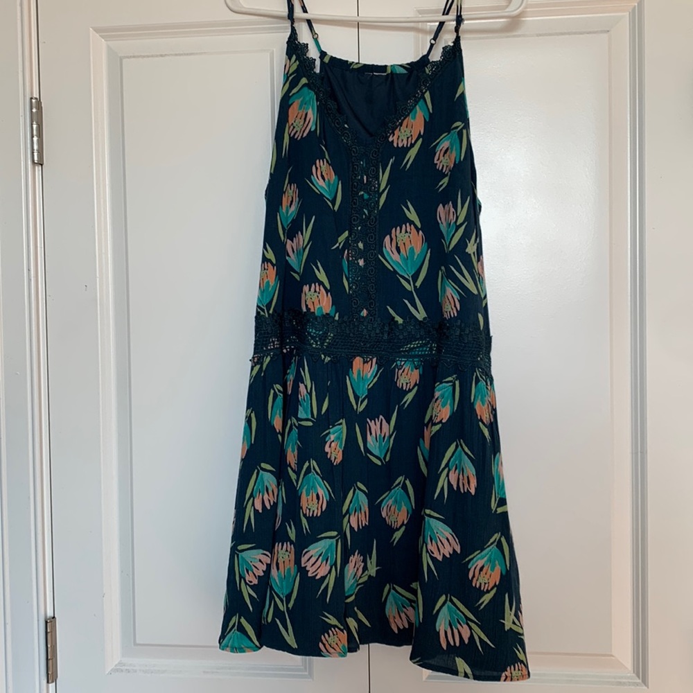 Turquoise Floral V-Neck Dress